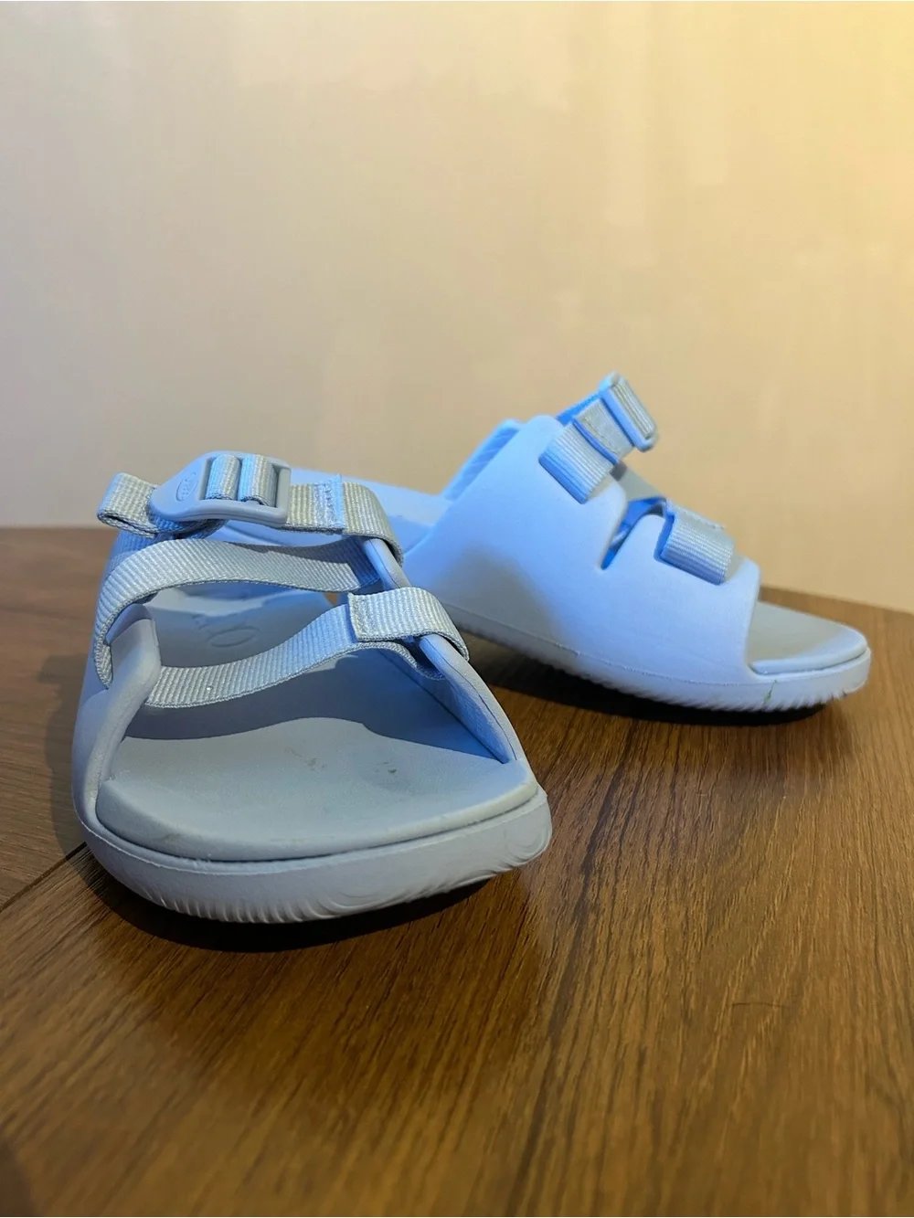 Chaco Kids Powder Blue Chillo Slide Sandals Big Kid size 4